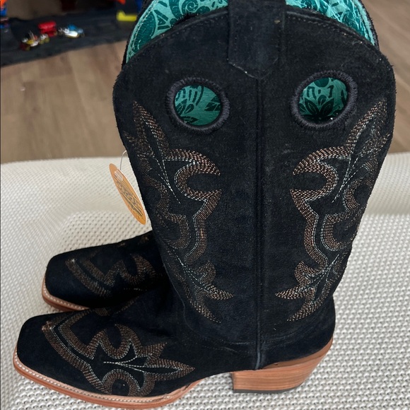 Corral Women's Black and Brown Heeled Boots - Picture 5 of 10